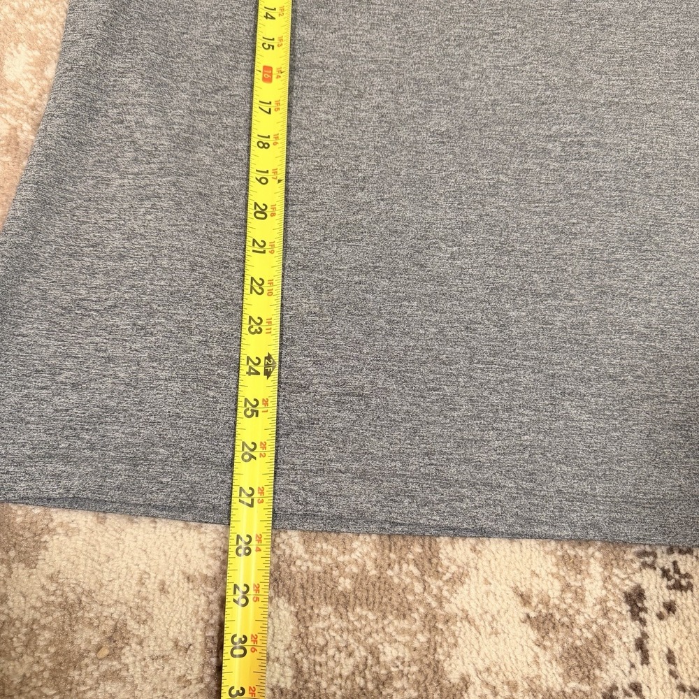 Lululemon Polo Shirt Mens Medium Gray Activewear Evolution Performance Golf - Picture 3 of 7